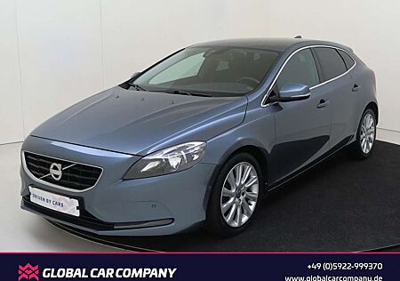 Volvo V40 D2 Momentum TEMPO,AHK,NAVI,PDC,BT,KEYLESS GO