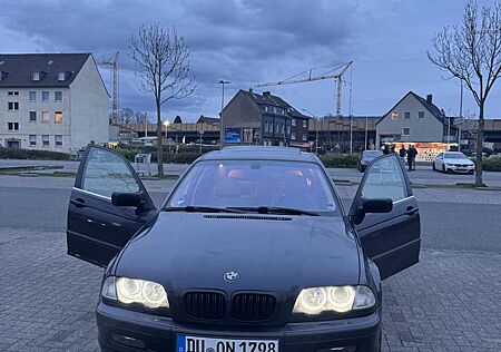 BMW 323i 323