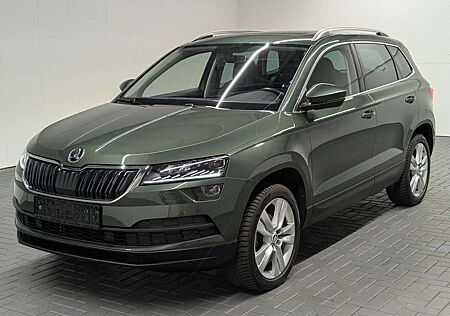 Skoda Karoq Style LED/AHK/el.Heck/Navi/Pano/ACC