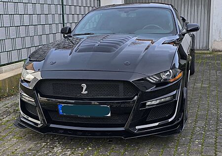 Ford Mustang 2.3 Eco Boost Aut. Mit Shelby Paket