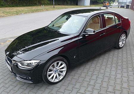 BMW 330e 330 iPerformance Sport Line Top gepfl. Nur