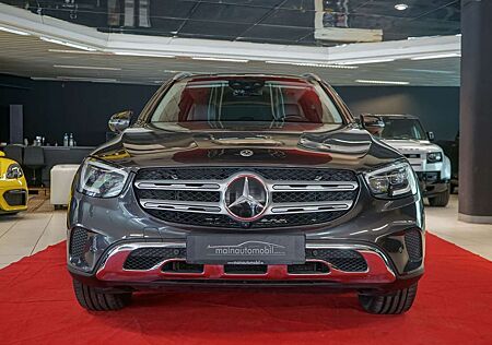 Mercedes-Benz GLC 400 d 4M MBUX AHK HU DisTr LED Pano Burmester
