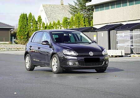 VW Golf Volkswagen 2.0 TDI DPF DSG Comfortline