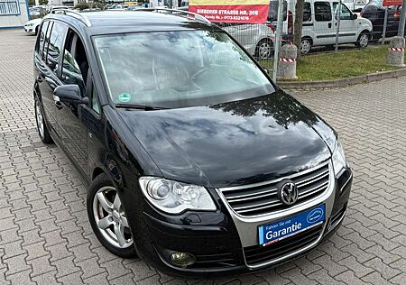VW Touran Volkswagen 2.0 TDI Highline/R.line*NAVI*LEDER*6.G***