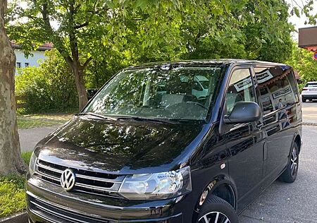 VW T5 Multivan Volkswagen Startline