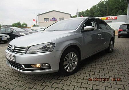 VW Passat Volkswagen Comfortline BlueMotion