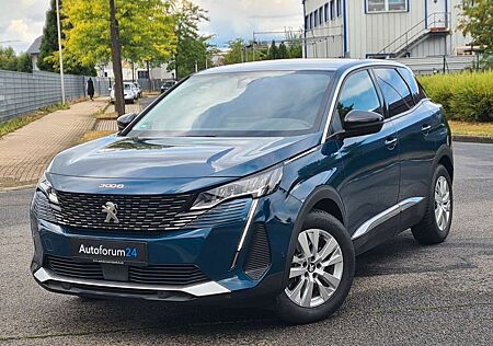 Peugeot 3008 Hybrid 225 Allure*Autom.*Navi*Kamera*VC*
