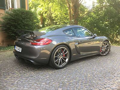 Porsche Cayman Cayman GT4