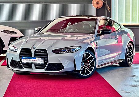 BMW M4 Coupe Sportabgas Laser 360° DisplayKey 20Zoll