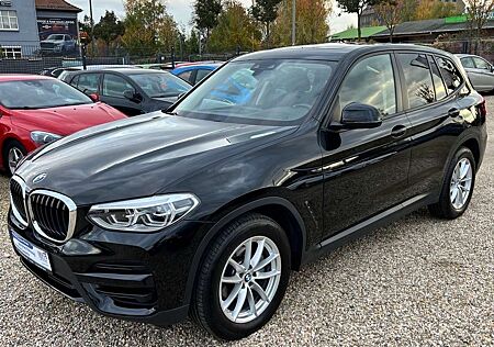 BMW X3 xDrive 2.0 D Aut/Pano/Headup/LED/AHK/Scheckh!