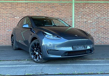 Tesla Model Y Long Range Dual AWD