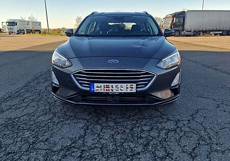 Ford Focus Active X