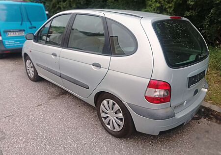 Renault Scenic 1.6 ,Automatik,AHK,Tüv NEU