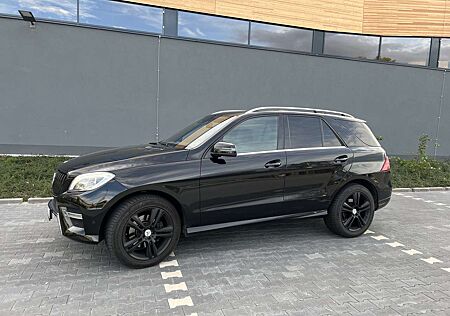 Mercedes-Benz ML 350 CDI BlueTec (166.024)