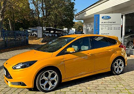 Ford Focus ST