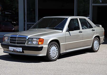 Mercedes-Benz 190 E 2.3 16V / o.KAT / Leder/ Becker Radio/ SSD