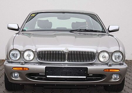 Jaguar Daimler V8 Langversion  3 Jahre Garantie