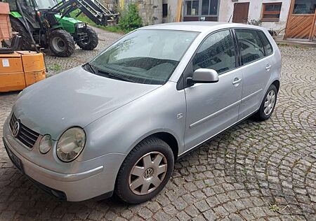VW Polo Volkswagen Classic 100 Highline