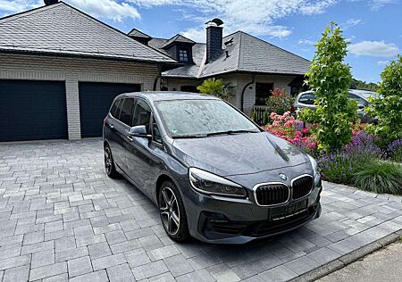 BMW 220 Gran Tourer d xDrive Sport Line. 7-Sitzer