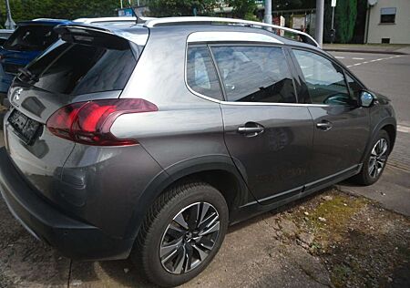 Peugeot 2008 Allure 131PS Erst 23000KM Automatigetriebe