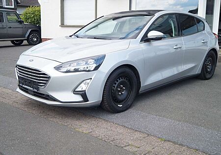 Ford Focus Lim. Cool & Connect*LED*NAVI*PANO*CAM*ALU*