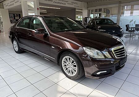 Mercedes-Benz E 250 CDI,Automatik,Xenon,Navi,Leder,Panoramadac