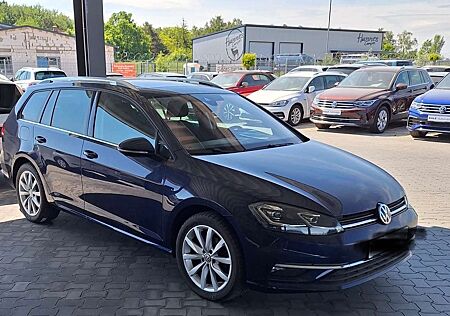 VW Golf Variant Volkswagen 2.0 TDI SCR Highline
