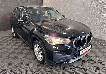 BMW X1 sDrive 18i*ADVANTAGE*AHK-ACC-NAVI-SHZ-PDC-