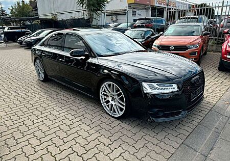 Audi S8 4.0 TFSI quattro Exclusive*Matrix*Carbon*Voll