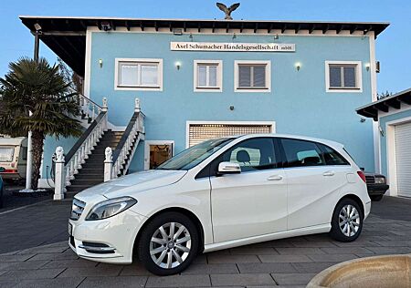 Mercedes-Benz B 200 B200 Navi, Xenon, AHK mit Garantie+TÜV neu!