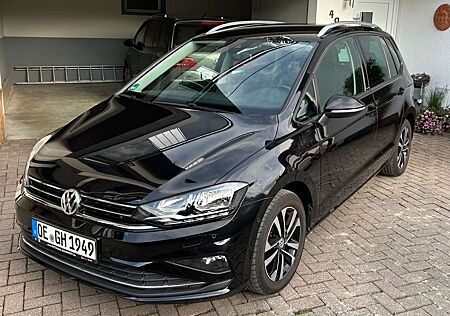 VW Golf Sportsvan Volkswagen 1.6 TDI SCR IQ.DRIVE