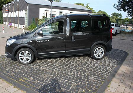 Dacia Dokker Stepway Celebration/1-Hand/Klima/Navi/150Tkm.