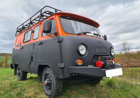 UAZ 3909 Buchanka, Expedition