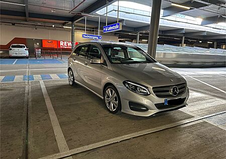 Mercedes-Benz B 180 Edition B (246.242)