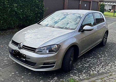 VW Golf Volkswagen 1.2 TSI BlueMotion Technology Allstar