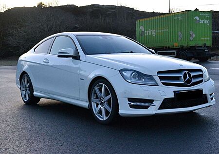 Mercedes-Benz C 180 Coupe BlueEFFICIENCY 7G-TRONIC