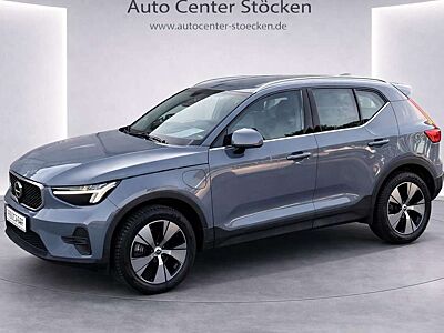 Volvo XC40 Core Recharge Plug-In HybridLederKameraAHKGarantie