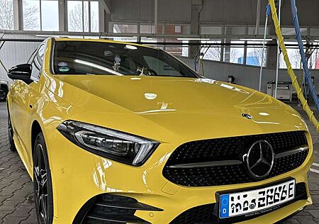 Mercedes-Benz A 250 e (Nahezu Vollausstattung, DC & AC Lade)