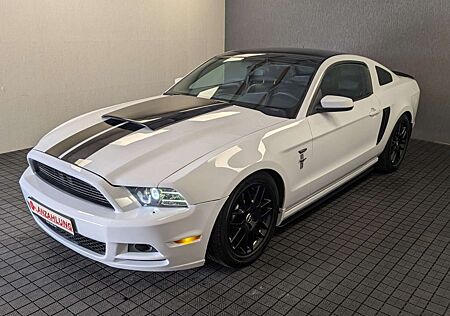 Ford Mustang 3,7L V6 Xenon+BT+Klima+Shelby Optik