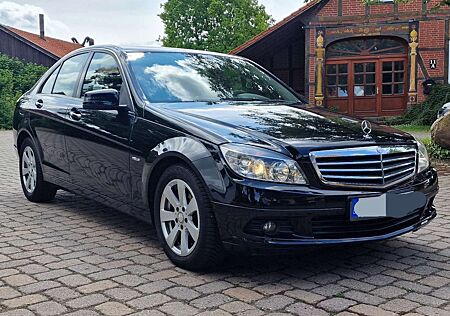 Mercedes-Benz C 180 CGI Automatik BlueEFFICIENCY