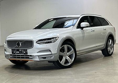 Volvo V90 Cross Country Ocean Race AWD Panorama