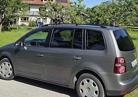 VW Touran Volkswagen 2.0 TDI Trendline