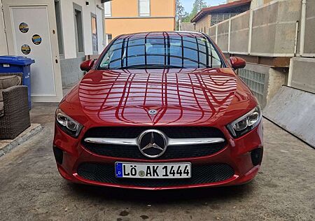 Mercedes-Benz A 220 A-Klasse+Limousine+Diesel+d+8G-DCT+Edition+2021