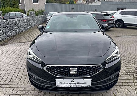 Seat Leon Xcellence e-Hybrid PDC App Conect ACC Klima