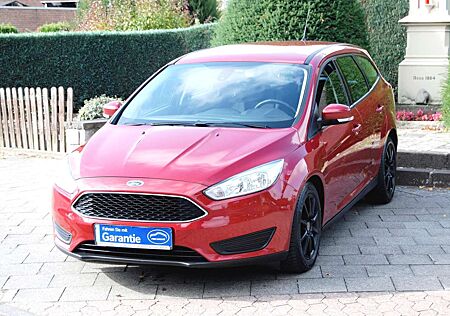 Ford Focus Trend * Navi-Klima-Garantie-Service Neu *