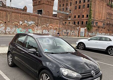 VW Golf Volkswagen 2.0 TDI DPF 4Motion Comfortline