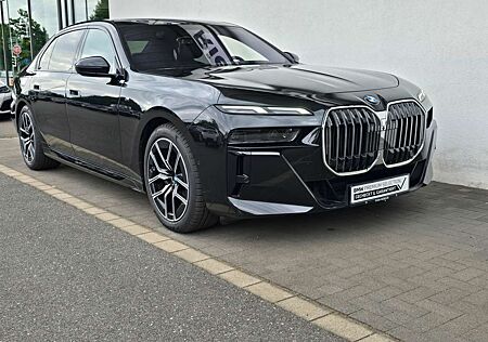BMW 740 d xDrive M Sportpaket*Standhzg*Sky-Lounge*B&W