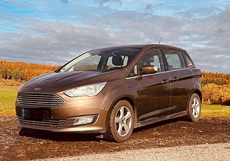 Ford Grand C-Max Titanium