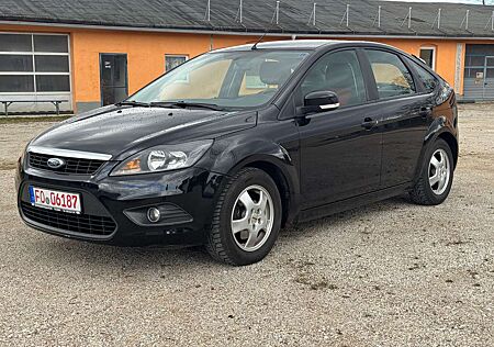 Ford Focus Sport Sondermodell! 1. Hand! AHK!
