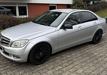 Mercedes-Benz C 250 CGI Automatik BlueEFFICIENCY Avantgarde